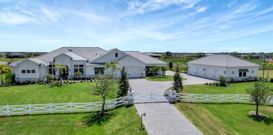 Villa ou maison à Sarasota, Floride 4 chambres, 419.08 m2 № 1787790