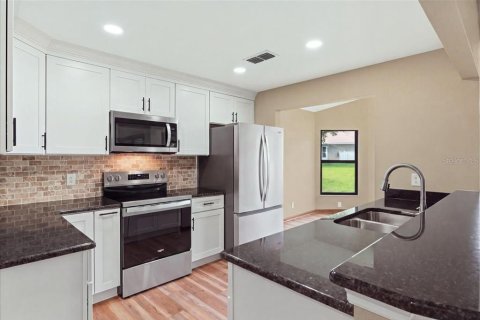 Casa en venta en Winter Haven, Florida, 3 dormitorios, 197.23 m2 № 2296402 - foto 22