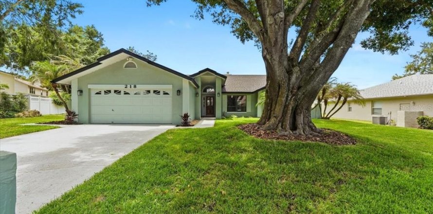 Casa en Winter Haven, Florida 3 dormitorios, 197.23 m2 № 2296402