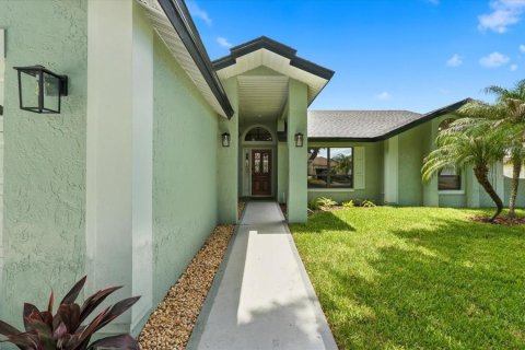 Casa en venta en Winter Haven, Florida, 3 dormitorios, 197.23 m2 № 2296402 - foto 14