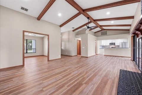 Casa en venta en Winter Haven, Florida, 3 dormitorios, 197.23 m2 № 2296402 - foto 20