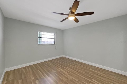 Condominio en venta en Saint Petersburg, Florida, 2 dormitorios, 91.51 m2 № 2107097 - foto 10
