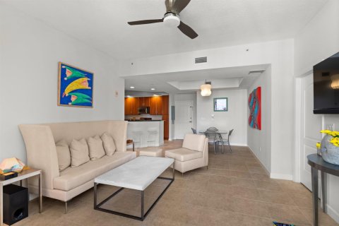Condo in West Palm Beach, Florida, 2 bedrooms  № 2179709 - photo 5