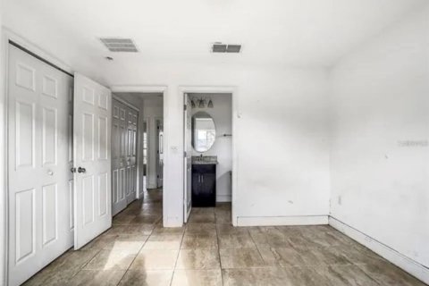 Villa ou maison à vendre à Poinciana, Floride: 3 chambres, 117.34 m2 № 2399100 - photo 12
