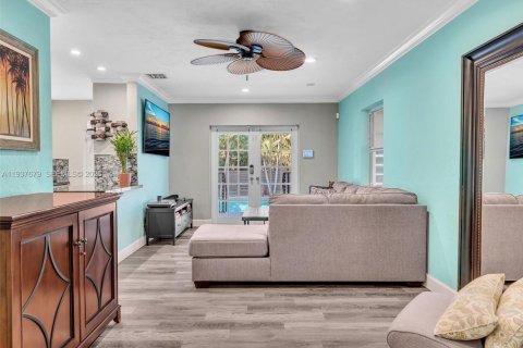 House in Fort Lauderdale, Florida 3 bedrooms, 85.93 sq.m. № 1995787 - photo 8