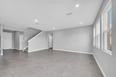 House in Wimauma, Florida 4 bedrooms, 254.37 sq.m. № 1806607 - photo 13