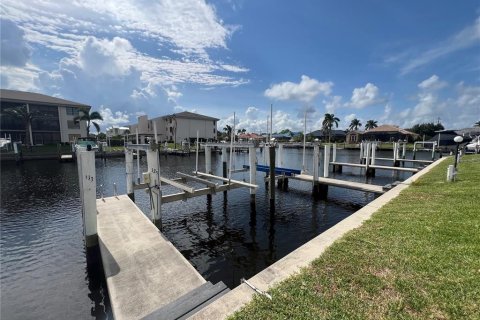 Condominio en alquiler en Punta Gorda, Florida, 2 dormitorios, 106.47 m2 № 1787598 - foto 16