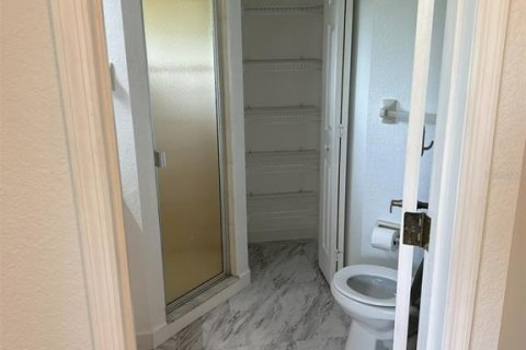Apartment in Englewood, Florida 2 bedrooms, 118.17 sq.m. № 1901592 - photo 11