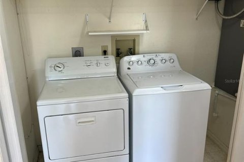 Apartment in Englewood, Florida 2 bedrooms, 118.17 sq.m. № 1901592 - photo 13