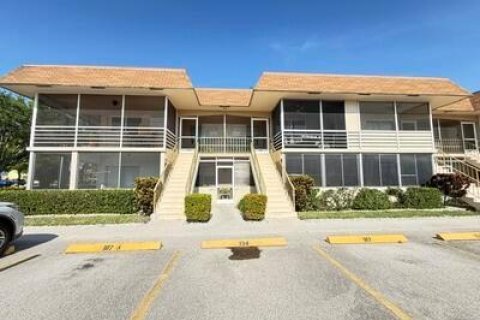 Condo in West Palm Beach, Florida, 1 bedroom  № 2083648