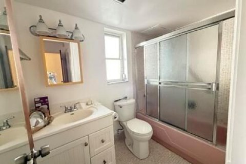 Condo in West Palm Beach, Florida, 1 bedroom  № 2083648 - photo 12