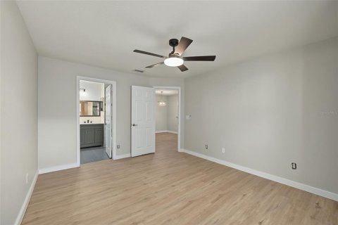 Copropriété à vendre à Orlando, Floride: 4 chambres, 122.91 m2 № 2431205 - photo 10