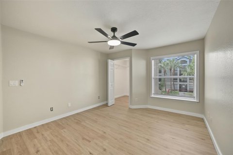 Copropriété à vendre à Orlando, Floride: 4 chambres, 122.91 m2 № 2431205 - photo 9