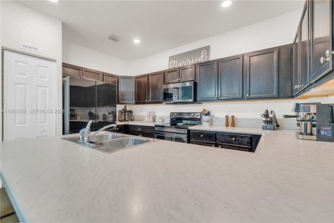 Adosado en venta en Homestead, Florida, 3 dormitorios, 154.12 m2 № 2006457 - foto 18