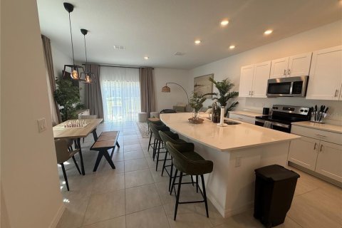 Touwnhouse à louer à Kissimmee, Floride: 3 chambres, 144.18 m2 № 1586085 - photo 3