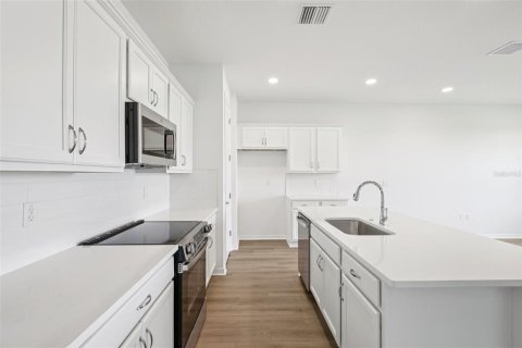 Touwnhouse à vendre à San Antonio, Floride: 3 chambres, 166.11 m2 № 1910635 - photo 19