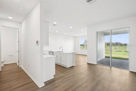 Touwnhouse à vendre à San Antonio, Floride: 3 chambres, 166.11 m2 № 1910635 - photo 7