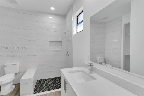 Купить виллу или дом в Порт-Шарлотт, Флорида 4 спальни, 167.22м2, № 1997490 - фото 19