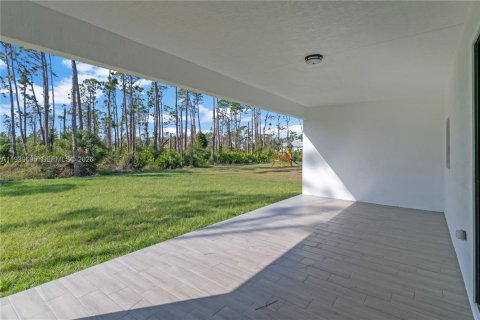 Купить виллу или дом в Порт-Шарлотт, Флорида 4 спальни, 167.22м2, № 1997490 - фото 25