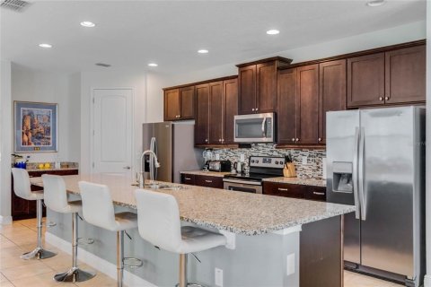 House in Kissimmee, Florida 9 bedrooms, 430.14 sq.m. № 2094452 - photo 20