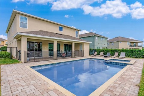 House in Kissimmee, Florida 9 bedrooms, 430.14 sq.m. № 2094452 - photo 4