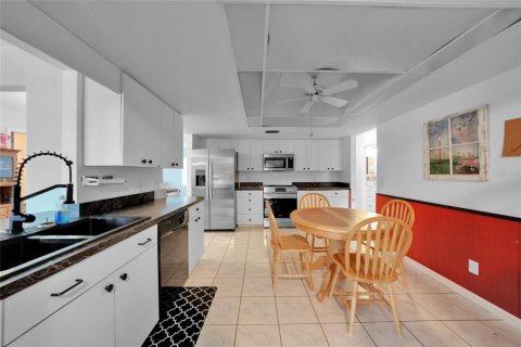 Villa ou maison à vendre à Port Charlotte, Floride: 3 chambres, 159.42 m2 № 1909518 - photo 20