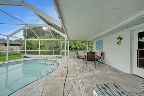 Villa ou maison à vendre à Port Charlotte, Floride: 3 chambres, 159.42 m2 № 1909518 - photo 10