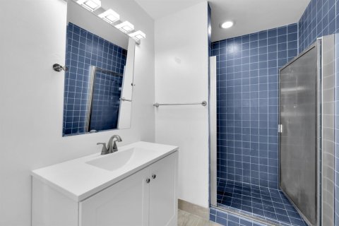 Touwnhouse à vendre à North Lauderdale, Floride: 2 chambres, 109.35 m2 № 2397136 - photo 14