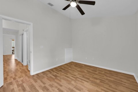 Touwnhouse à vendre à North Lauderdale, Floride: 2 chambres, 109.35 m2 № 2397136 - photo 18