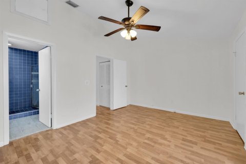 Touwnhouse à vendre à North Lauderdale, Floride: 2 chambres, 109.35 m2 № 2397136 - photo 12