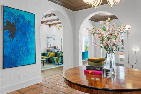 Casa en venta en Saint Petersburg, Florida, 6 dormitorios, 659.7 m2 № 1806900 - foto 22