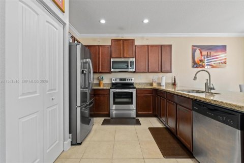 Купить виллу или дом в Хомстед, Флорида 6 спален, 276.85м2, № 2023247 - фото 17