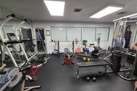 Снять в аренду кондоминиум в Майами, Флорида 2 спальни, 78.5м2, № 2003848 - фото 5