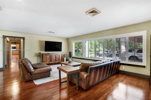 Casa en venta en Coral Springs, Florida, 4 dormitorios, 423.63 m2 № 1823401 - foto 6