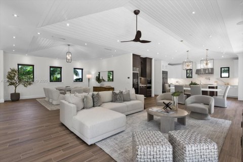 Купить виллу или дом в Майами, Флорида 7 спален, 562.99м2, № 2075903 - фото 7
