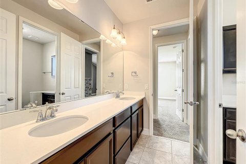 Casa en alquiler en Orlando, Florida, 4 dormitorios, 271.65 m2 № 1843955 - foto 28