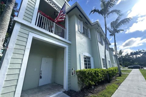 Condo in Homestead, Florida, 3 bedrooms  № 1941109 - photo 1