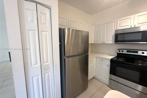 Condo in Homestead, Florida, 3 bedrooms  № 1941109 - photo 5