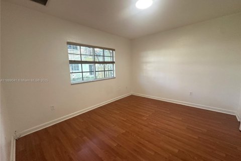 Condo in Homestead, Florida, 3 bedrooms  № 1941109 - photo 7