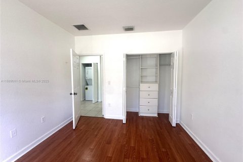 Condo in Homestead, Florida, 3 bedrooms  № 1941109 - photo 8