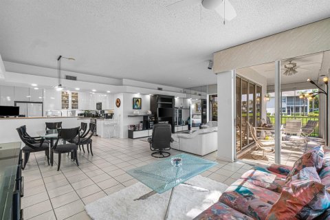 Copropriété à louer à Boca Raton, Floride: 2 chambres, 142.05 m2 № 2439405 - photo 8