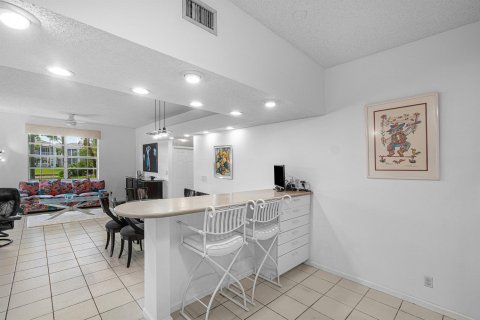 Copropriété à louer à Boca Raton, Floride: 2 chambres, 142.05 m2 № 2439405 - photo 17