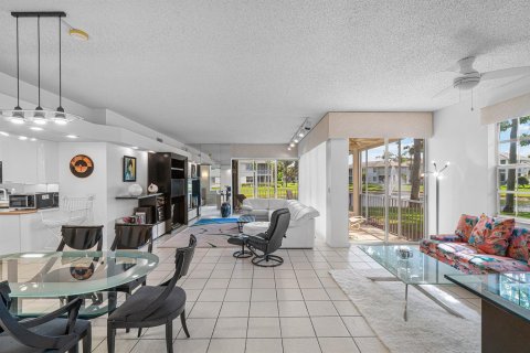 Copropriété à louer à Boca Raton, Floride: 2 chambres, 142.05 m2 № 2439405 - photo 6