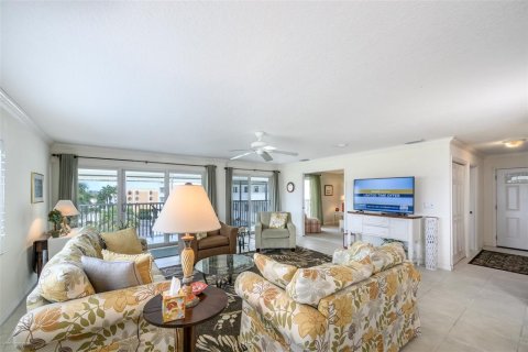 Condo in Punta Gorda, Florida, 3 bedrooms  № 2213777 - photo 11