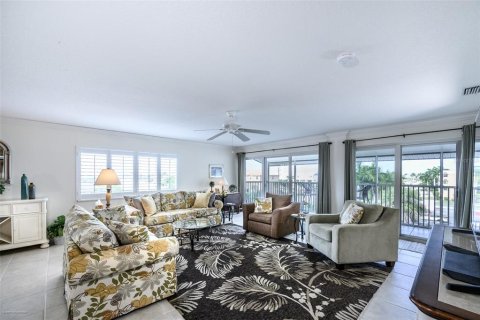 Condo in Punta Gorda, Florida, 3 bedrooms  № 2213777 - photo 9