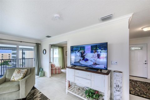 Condo in Punta Gorda, Florida, 3 bedrooms  № 2213777 - photo 12
