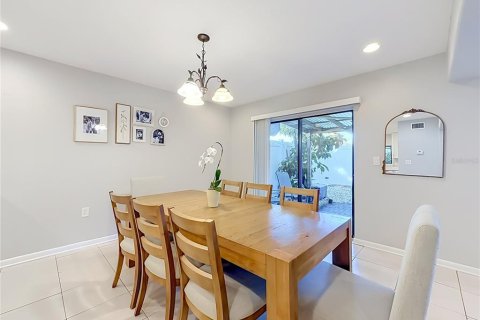 Condo in Winter Park, Florida, 3 bedrooms № 2434817 - photo 15