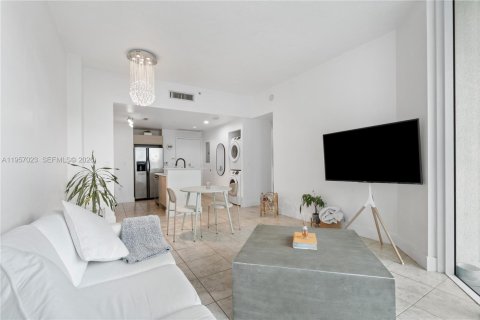 Condominio en venta en Miami, Florida, 2 dormitorios, 88.07 m2 № 2011321 - foto 7