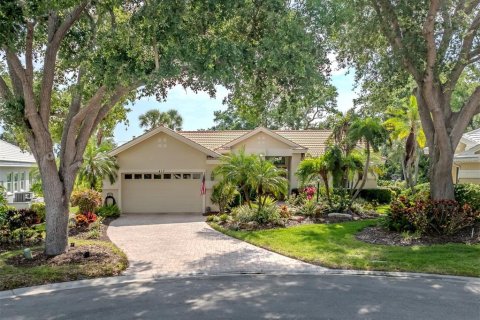 House in Venice, Florida 3 bedrooms, 189.24 sq.m. № 2210717