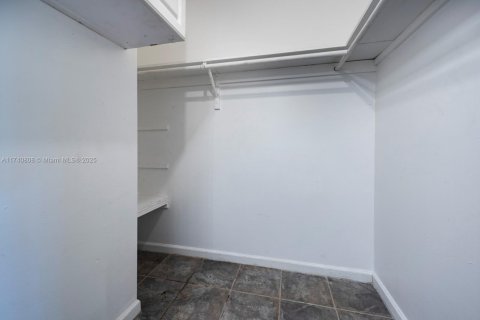 Condo in Fort Lauderdale, Florida, 2 bedrooms  № 1490218 - photo 14
